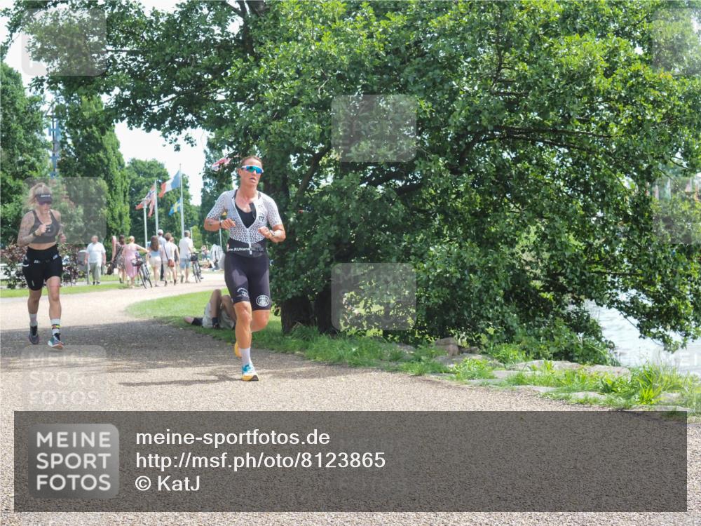 22.06.2025 - Viking Triathlon KatJ http://msf.ph/oto/8123865 22.06.2025 13:06:00 Laufen 30, 602 meine-sportfotos.de