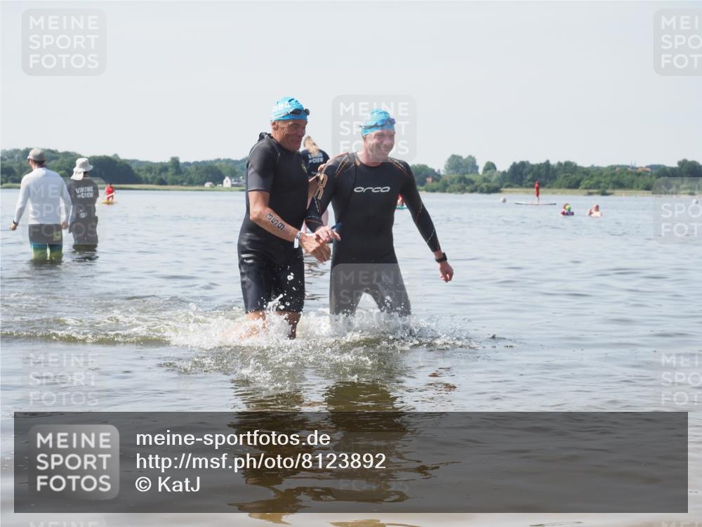 22.06.2025 - Viking Triathlon KatJ http://msf.ph/oto/8123892 22.06.2025 10:58:20 Schwimmen 359, 403 meine-sportfotos.de
