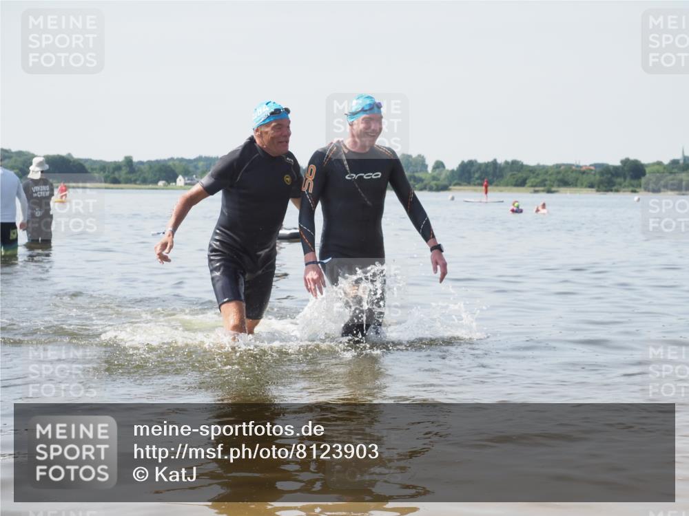 22.06.2025 - Viking Triathlon KatJ http://msf.ph/oto/8123903 22.06.2025 10:58:21 Schwimmen 359, 403 meine-sportfotos.de
