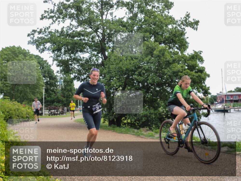 22.06.2025 - Viking Triathlon KatJ http://msf.ph/oto/8123918 22.06.2025 15:19:46 Laufen 24 meine-sportfotos.de