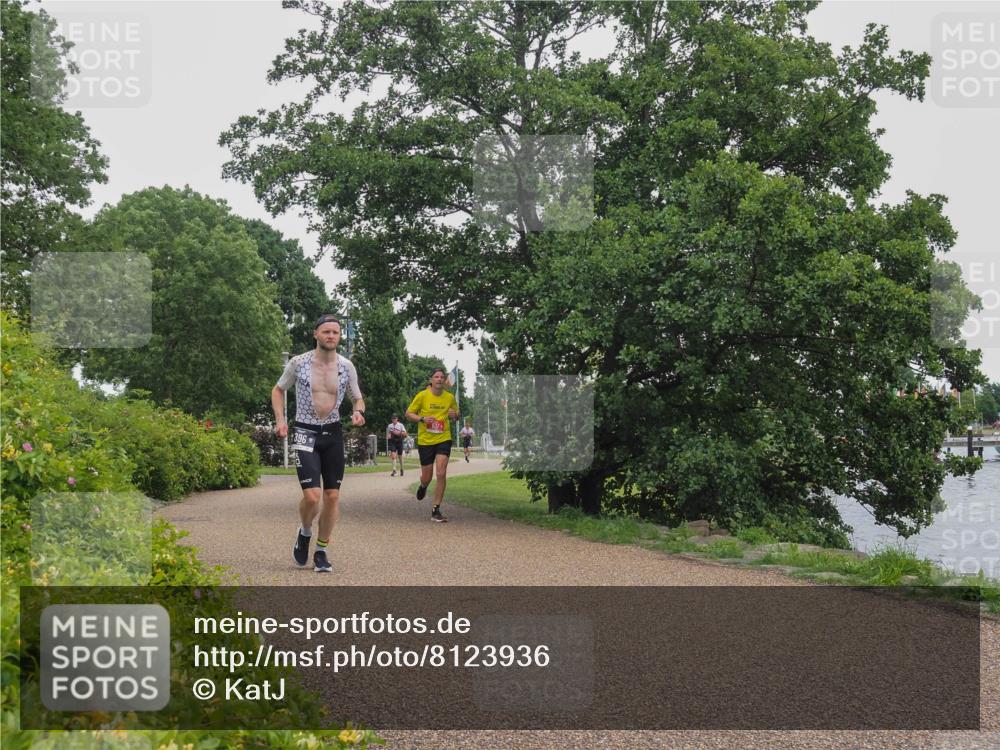 22.06.2025 - Viking Triathlon KatJ http://msf.ph/oto/8123936 22.06.2025 15:19:51 Laufen 396, 637 meine-sportfotos.de