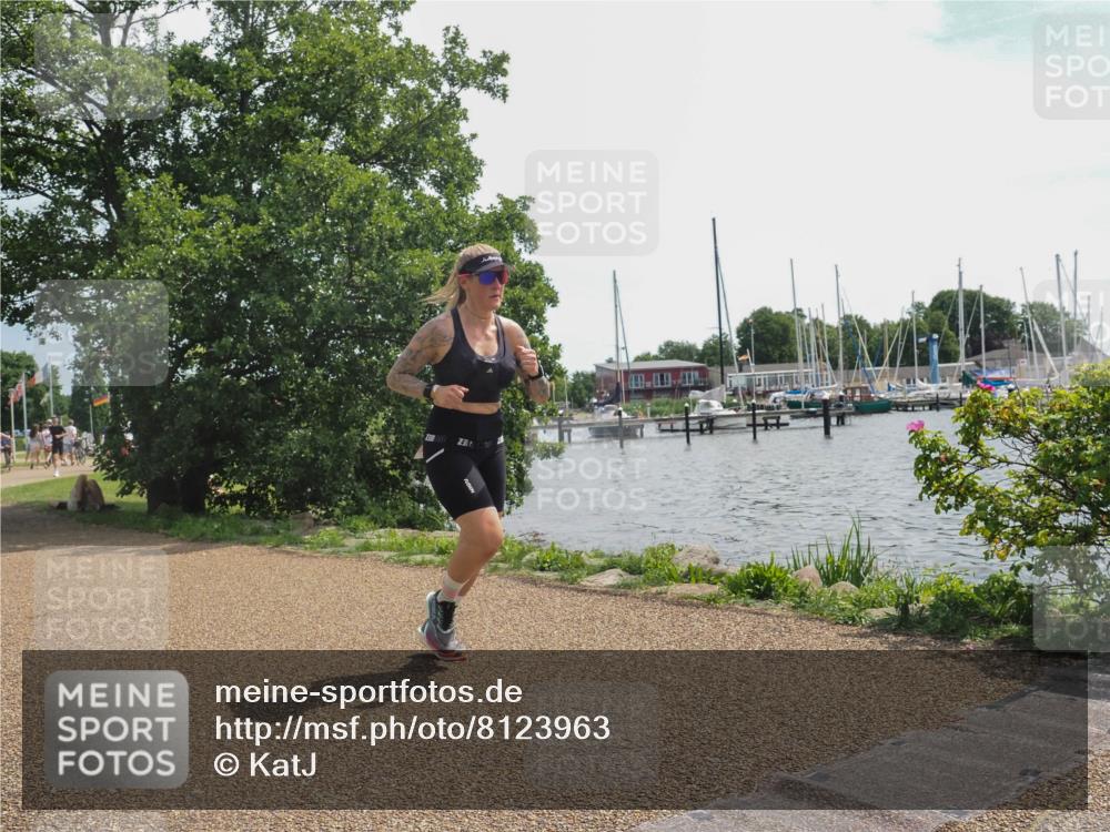 22.06.2025 - Viking Triathlon KatJ http://msf.ph/oto/8123963 22.06.2025 13:06:03 Laufen 30, 602 meine-sportfotos.de