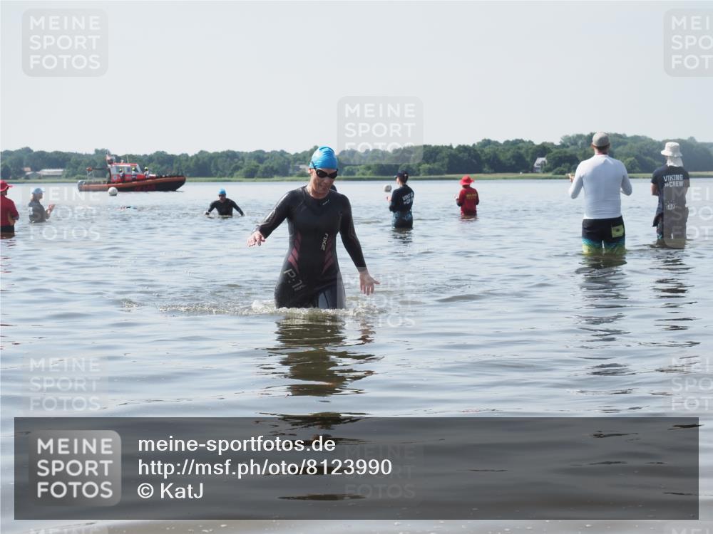 22.06.2025 - Viking Triathlon KatJ http://msf.ph/oto/8123990 22.06.2025 10:58:48 Schwimmen 268 meine-sportfotos.de