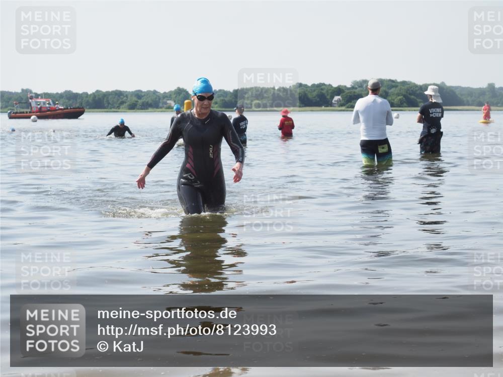 22.06.2025 - Viking Triathlon KatJ http://msf.ph/oto/8123993 22.06.2025 10:58:49 Schwimmen 268 meine-sportfotos.de