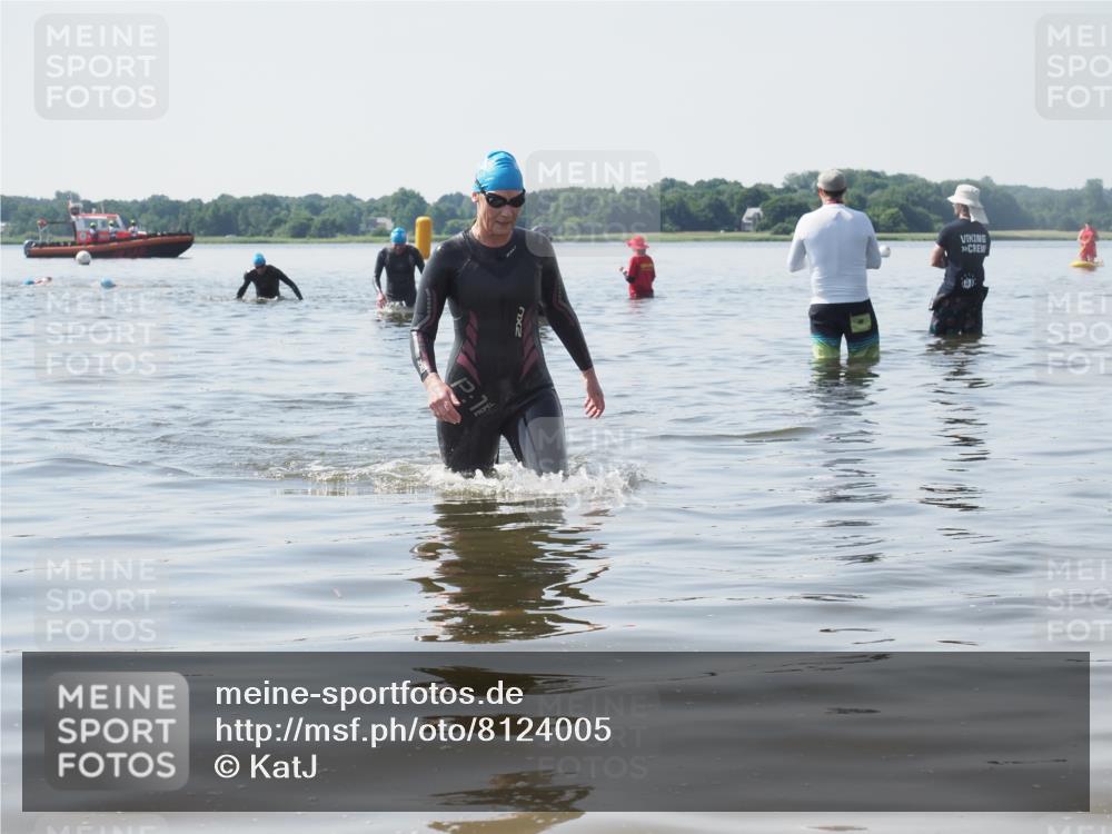 22.06.2025 - Viking Triathlon KatJ http://msf.ph/oto/8124005 22.06.2025 10:58:49 Schwimmen 268 meine-sportfotos.de