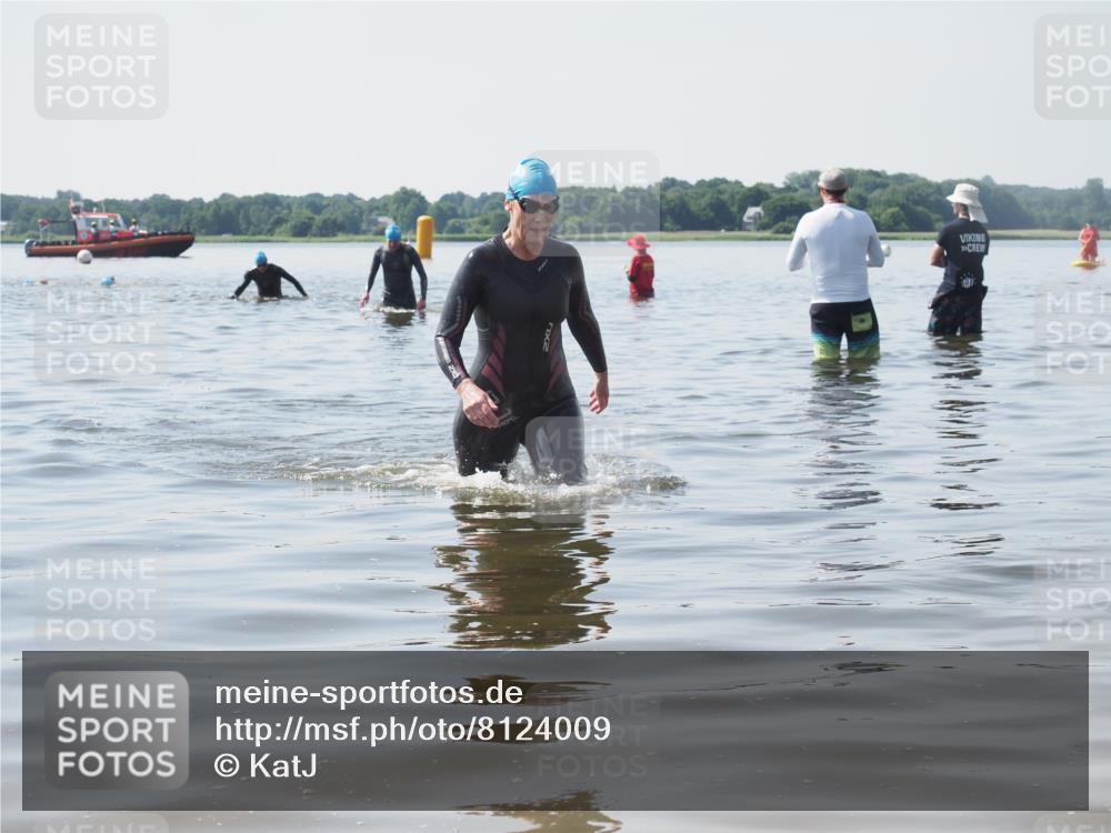 22.06.2025 - Viking Triathlon KatJ http://msf.ph/oto/8124009 22.06.2025 10:58:50 Schwimmen 268 meine-sportfotos.de