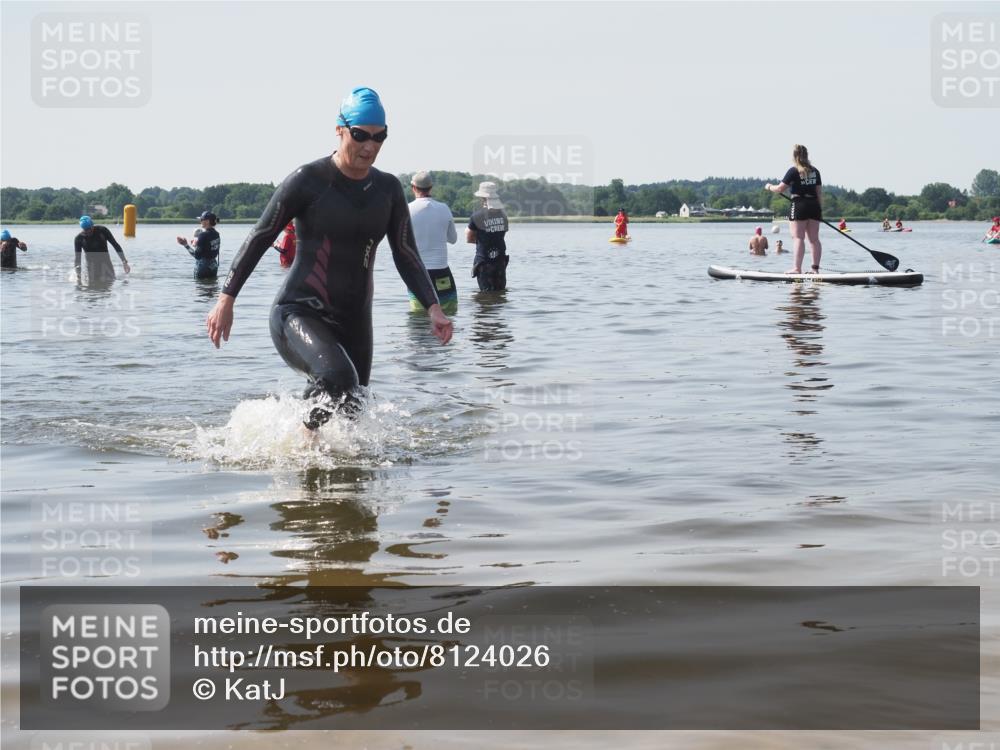 22.06.2025 - Viking Triathlon KatJ http://msf.ph/oto/8124026 22.06.2025 10:58:52 Schwimmen 268 meine-sportfotos.de