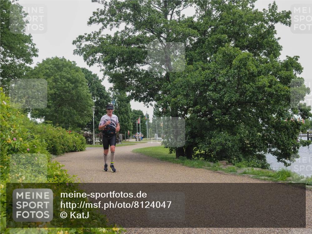 22.06.2025 - Viking Triathlon KatJ http://msf.ph/oto/8124047 22.06.2025 15:20:00 Laufen 290 meine-sportfotos.de