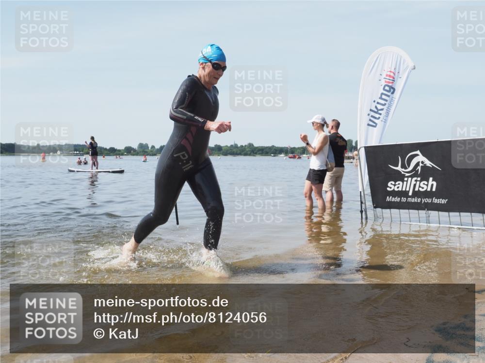 22.06.2025 - Viking Triathlon KatJ http://msf.ph/oto/8124056 22.06.2025 10:58:55 Schwimmen 234, 268 meine-sportfotos.de