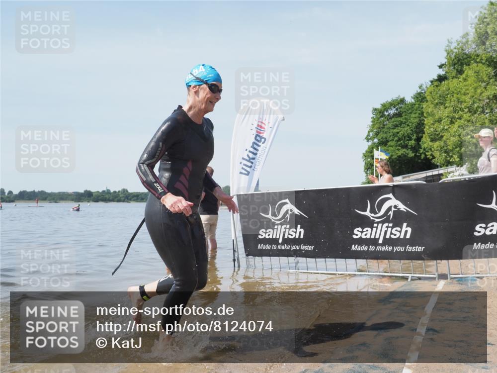 22.06.2025 - Viking Triathlon KatJ http://msf.ph/oto/8124074 22.06.2025 10:58:55 Schwimmen 234, 268 meine-sportfotos.de