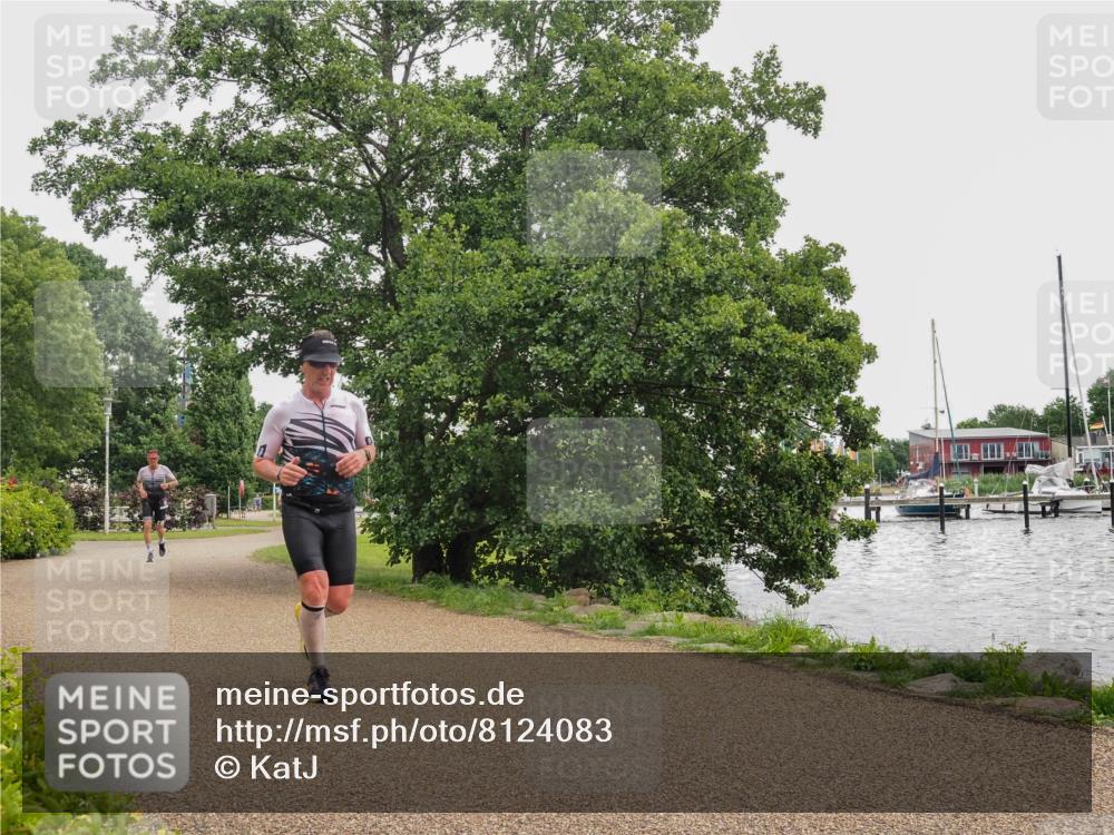 22.06.2025 - Viking Triathlon KatJ http://msf.ph/oto/8124083 22.06.2025 15:20:02 Laufen 290 meine-sportfotos.de