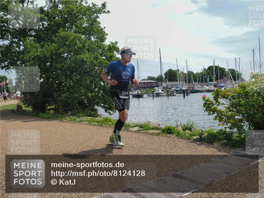 22.06.2025 - Viking Triathlon KatJ http://msf.ph/oto/8124128 22.06.2025 13:06:17 Laufen 214 meine-sportfotos.de