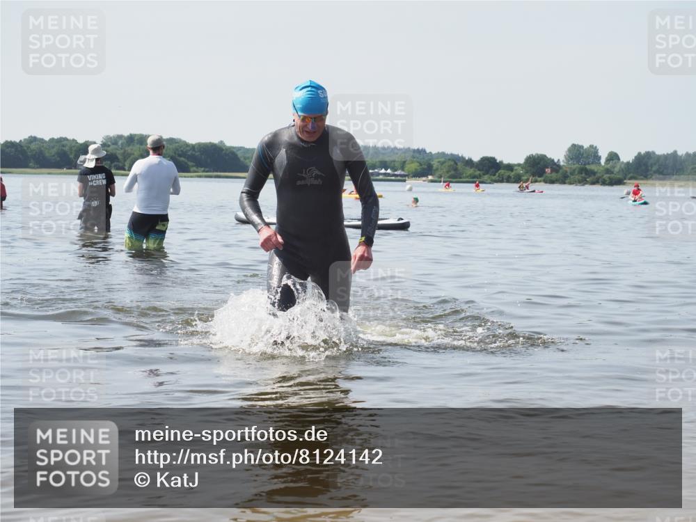 22.06.2025 - Viking Triathlon KatJ http://msf.ph/oto/8124142 22.06.2025 10:59:08 Schwimmen 222, 234 meine-sportfotos.de