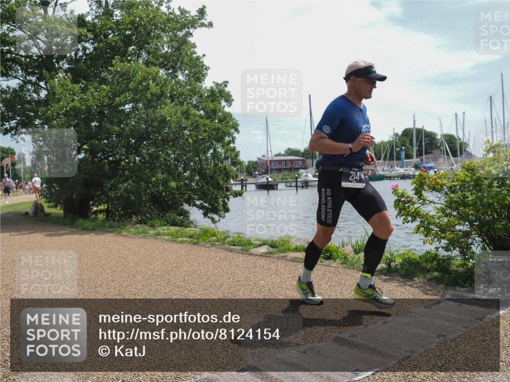 22.06.2025 - Viking Triathlon KatJ http://msf.ph/oto/8124154 22.06.2025 13:06:17 Laufen 214 meine-sportfotos.de
