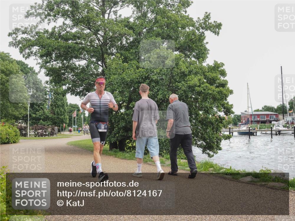 22.06.2025 - Viking Triathlon KatJ http://msf.ph/oto/8124167 22.06.2025 15:20:08 Laufen 55 meine-sportfotos.de