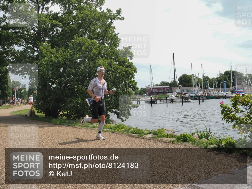 22.06.2025 - Viking Triathlon KatJ http://msf.ph/oto/8124183 22.06.2025 13:06:24 Laufen 1 meine-sportfotos.de