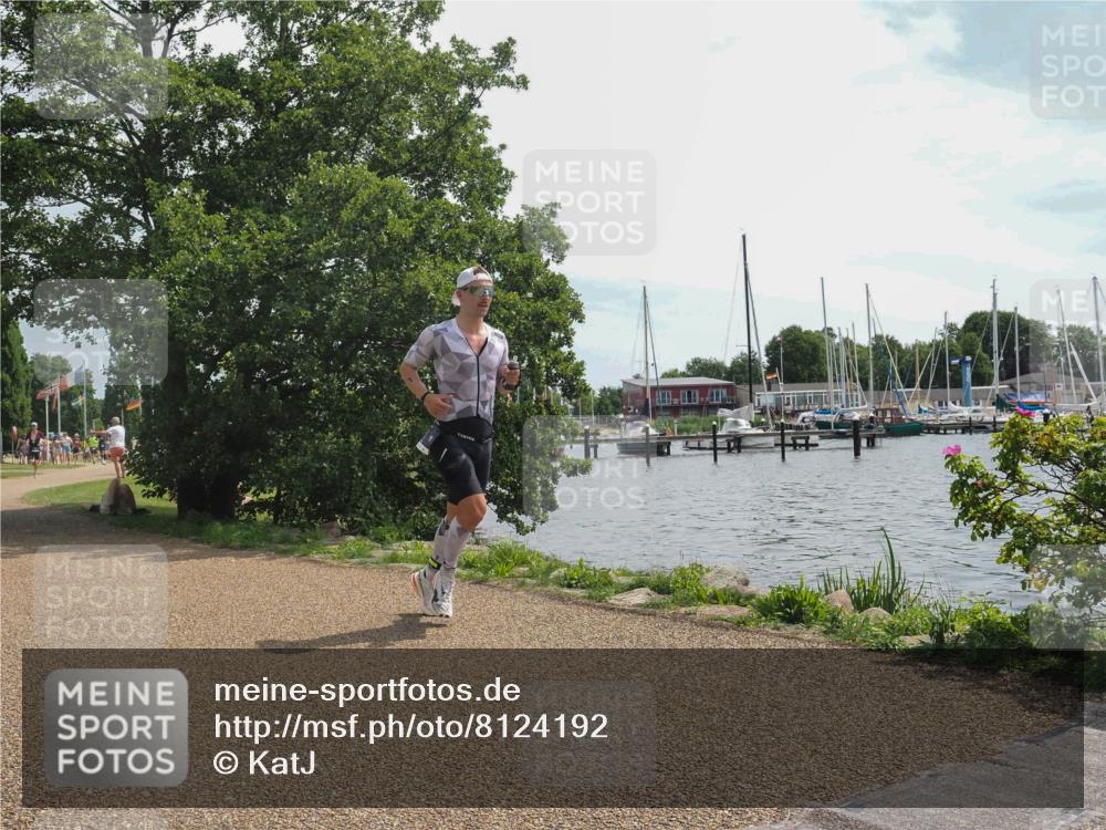 22.06.2025 - Viking Triathlon KatJ http://msf.ph/oto/8124192 22.06.2025 13:06:24 Laufen 1 meine-sportfotos.de