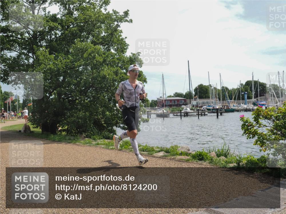22.06.2025 - Viking Triathlon KatJ http://msf.ph/oto/8124200 22.06.2025 13:06:24 Laufen 1 meine-sportfotos.de