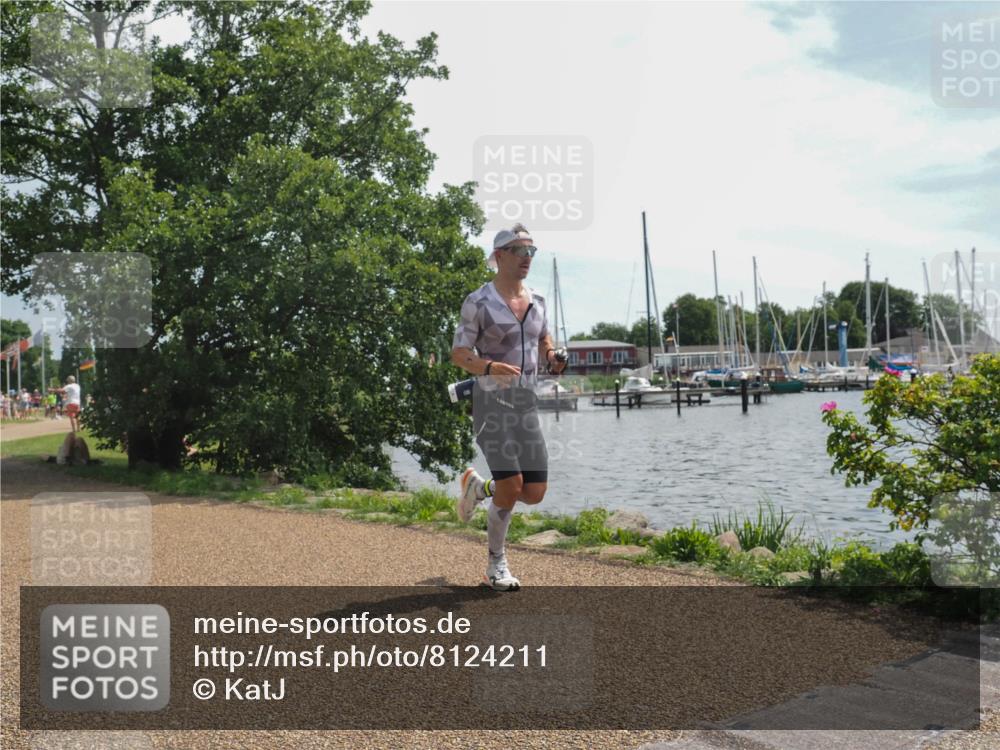 22.06.2025 - Viking Triathlon KatJ http://msf.ph/oto/8124211 22.06.2025 13:06:24 Laufen 1 meine-sportfotos.de