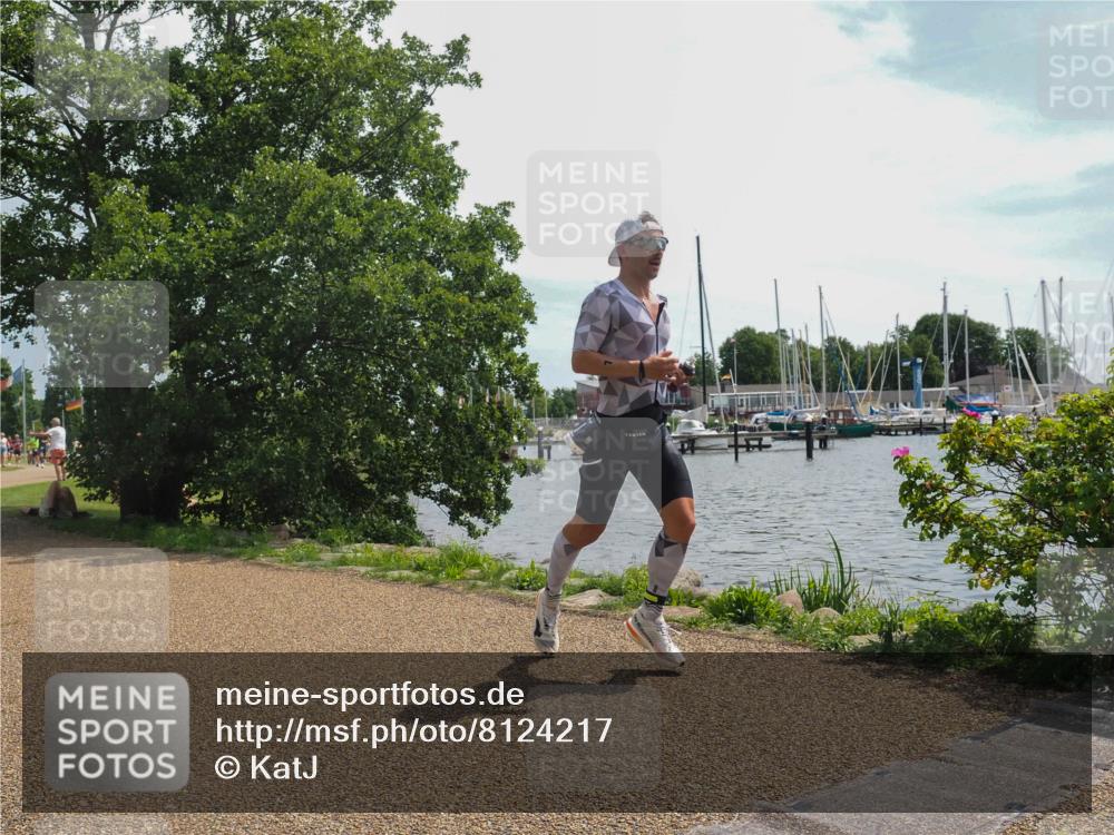 22.06.2025 - Viking Triathlon KatJ http://msf.ph/oto/8124217 22.06.2025 13:06:24 Laufen 1 meine-sportfotos.de