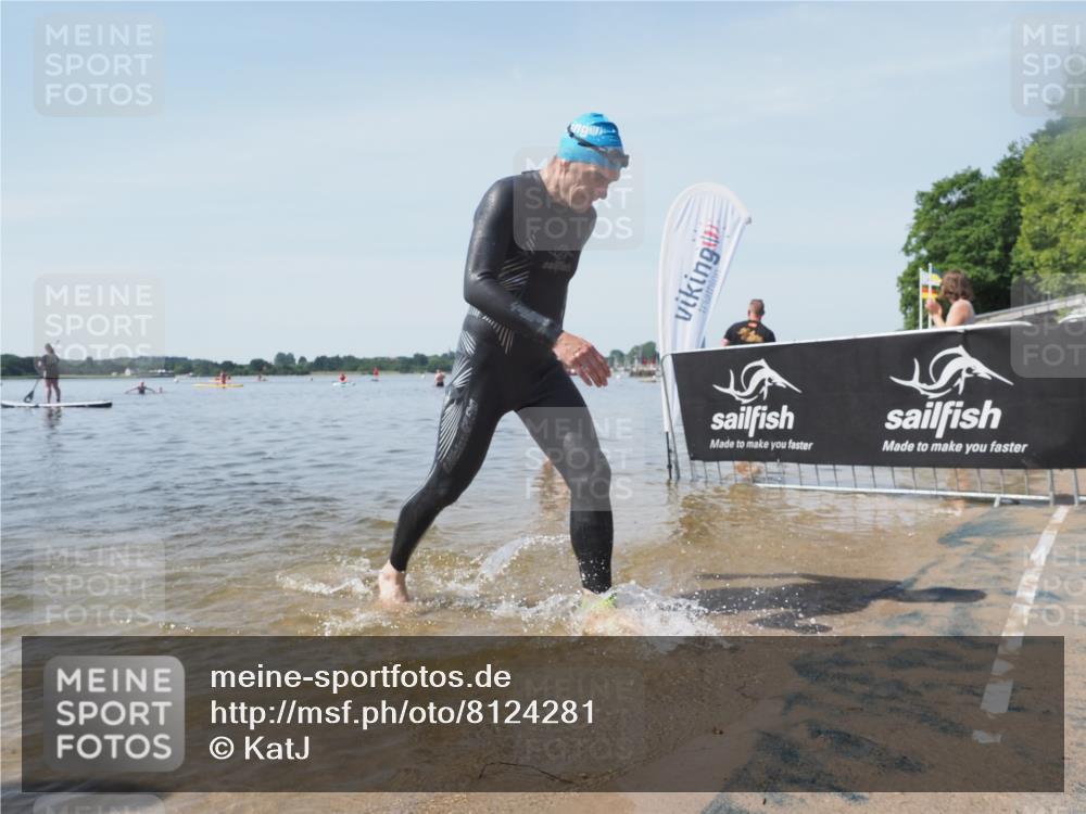22.06.2025 - Viking Triathlon KatJ http://msf.ph/oto/8124281 22.06.2025 10:59:19 Schwimmen 222, 459, 476 meine-sportfotos.de