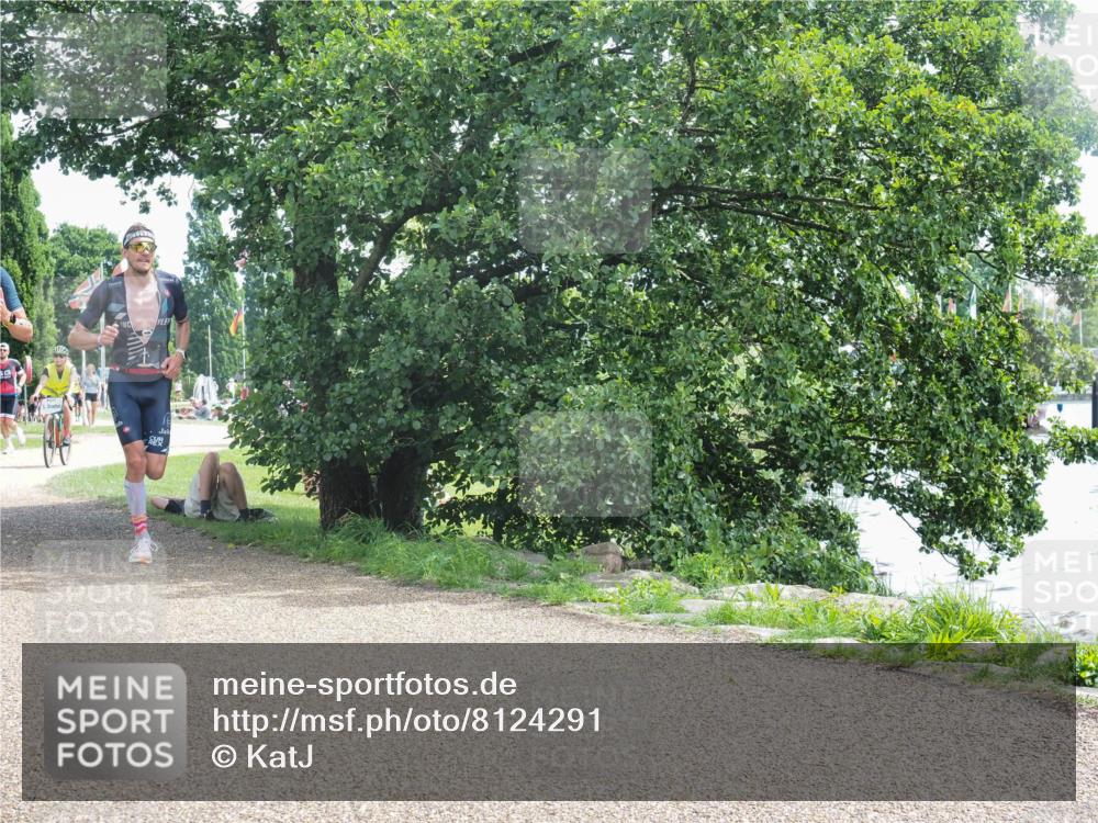 22.06.2025 - Viking Triathlon KatJ http://msf.ph/oto/8124291 22.06.2025 13:06:36 Laufen 520, 557 meine-sportfotos.de