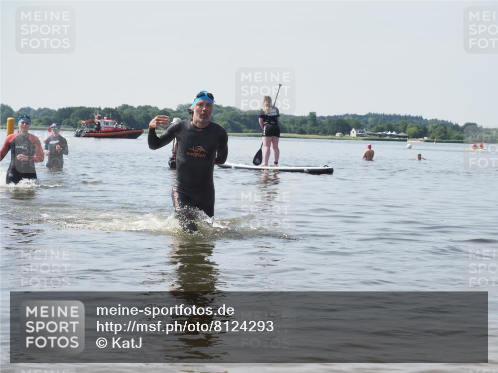 22.06.2025 - Viking Triathlon KatJ http://msf.ph/oto/8124293 22.06.2025 10:59:30 Schwimmen 459, 476 meine-sportfotos.de