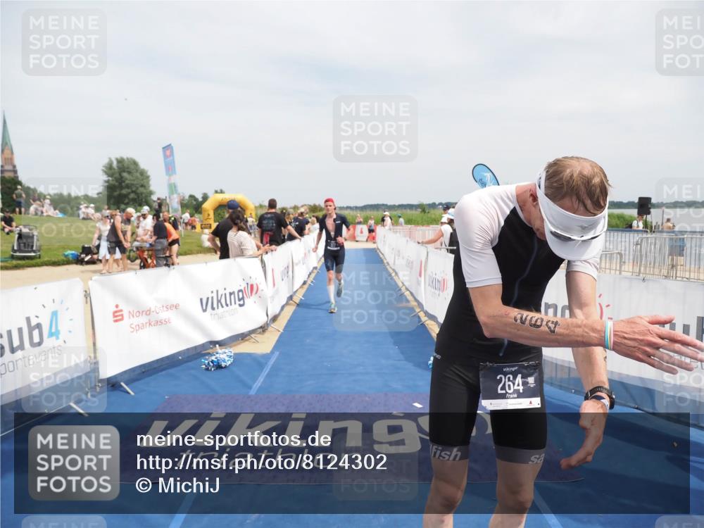 22.06.2025 - Viking Triathlon MichiJ http://msf.ph/oto/8124302 22.06.2025 15:14:58 Ziel 264, 377 meine-sportfotos.de