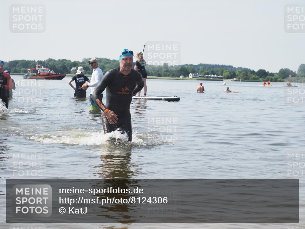 22.06.2025 - Viking Triathlon KatJ http://msf.ph/oto/8124306 22.06.2025 10:59:30 Schwimmen 459, 476 meine-sportfotos.de