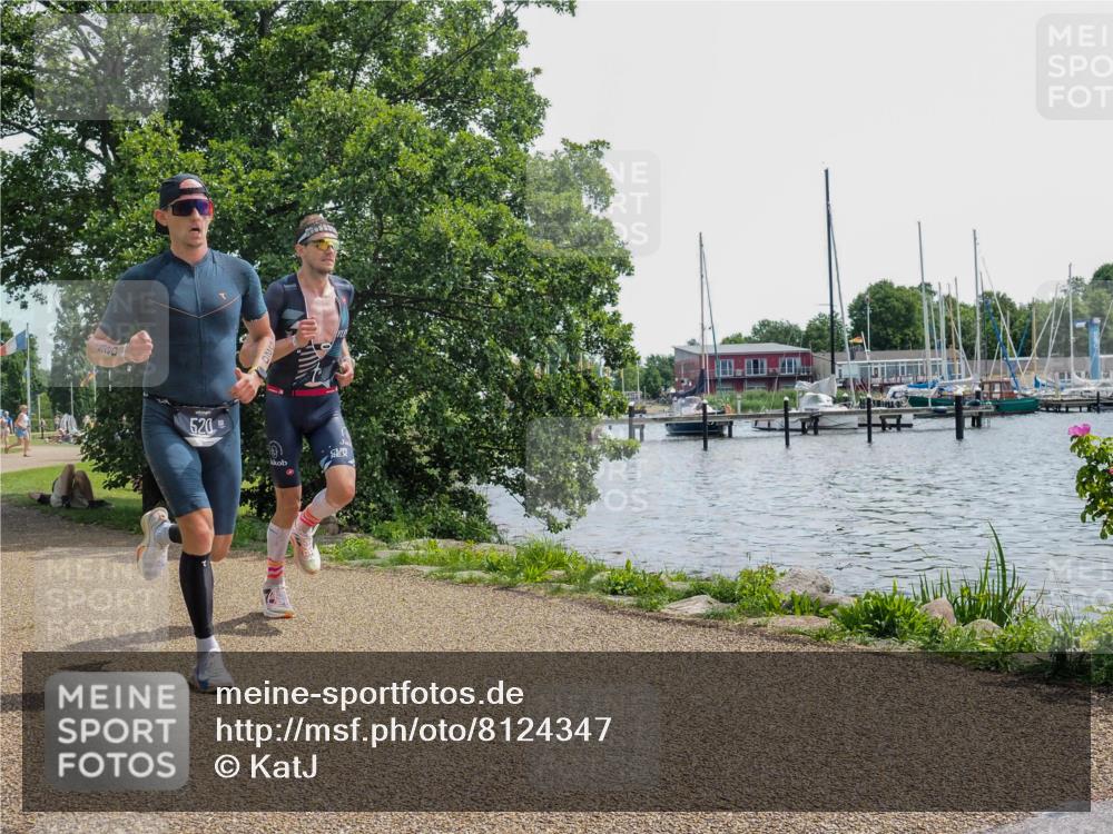 22.06.2025 - Viking Triathlon KatJ http://msf.ph/oto/8124347 22.06.2025 13:06:37 Laufen 520, 557 meine-sportfotos.de