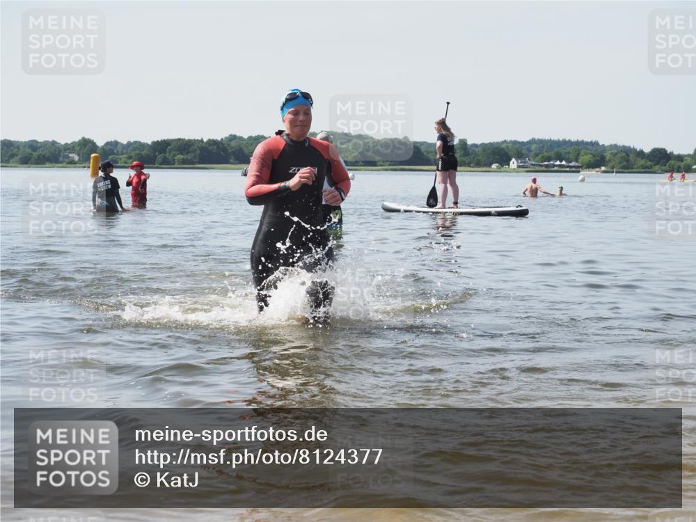 22.06.2025 - Viking Triathlon KatJ http://msf.ph/oto/8124377 22.06.2025 10:59:35 Schwimmen 459, 476 meine-sportfotos.de