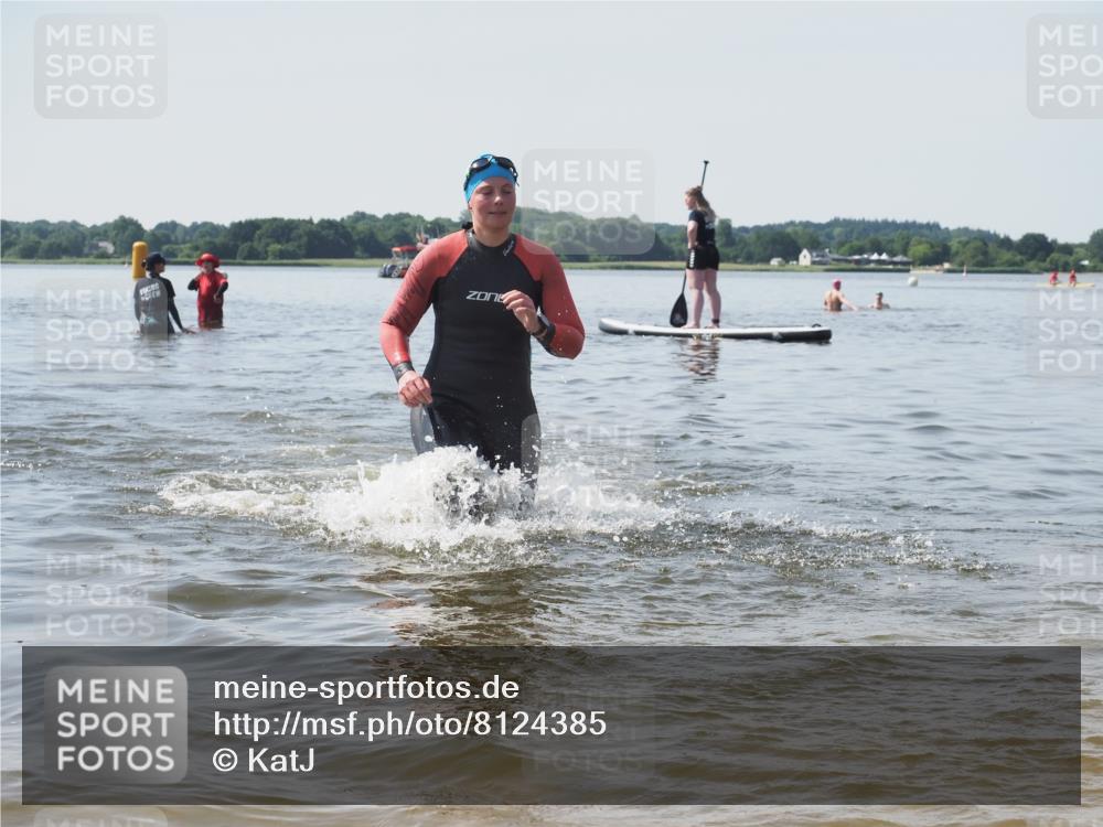 22.06.2025 - Viking Triathlon KatJ http://msf.ph/oto/8124385 22.06.2025 10:59:36 Schwimmen 476 meine-sportfotos.de