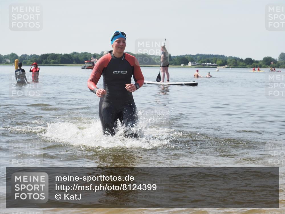 22.06.2025 - Viking Triathlon KatJ http://msf.ph/oto/8124399 22.06.2025 10:59:36 Schwimmen 476 meine-sportfotos.de