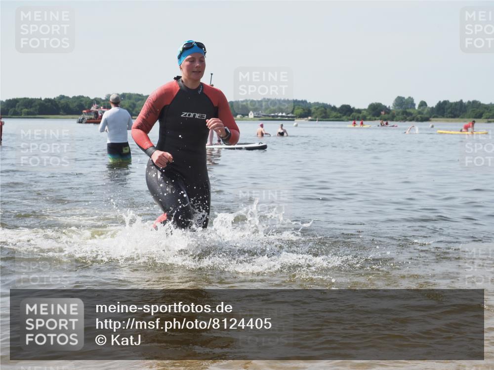22.06.2025 - Viking Triathlon KatJ http://msf.ph/oto/8124405 22.06.2025 10:59:36 Schwimmen 476 meine-sportfotos.de