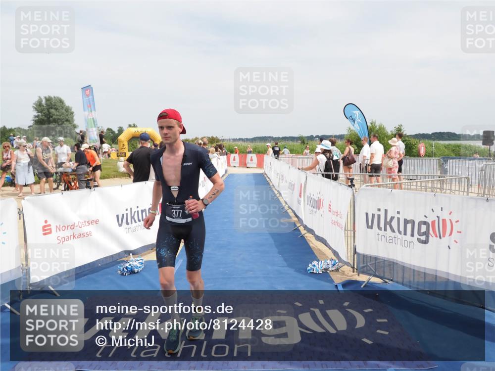 22.06.2025 - Viking Triathlon MichiJ http://msf.ph/oto/8124428 22.06.2025 15:15:00 Ziel 264, 377 meine-sportfotos.de