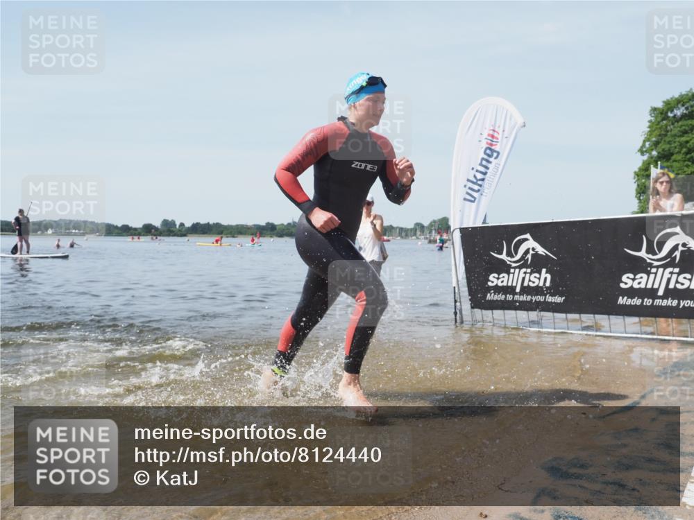 22.06.2025 - Viking Triathlon KatJ http://msf.ph/oto/8124440 22.06.2025 10:59:38 Schwimmen 476 meine-sportfotos.de