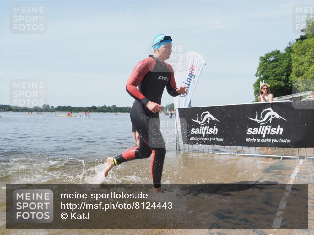 22.06.2025 - Viking Triathlon KatJ http://msf.ph/oto/8124443 22.06.2025 10:59:38 Schwimmen 476 meine-sportfotos.de