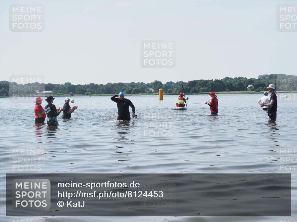 22.06.2025 - Viking Triathlon KatJ http://msf.ph/oto/8124453 22.06.2025 11:06:02 Schwimmen  meine-sportfotos.de