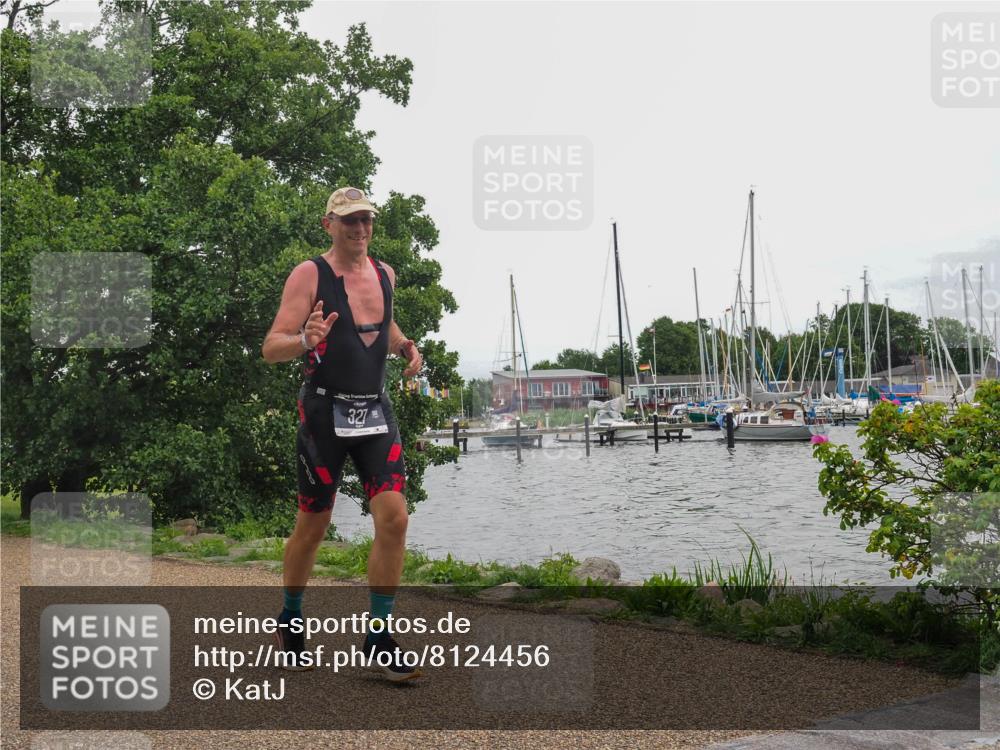 22.06.2025 - Viking Triathlon KatJ http://msf.ph/oto/8124456 22.06.2025 15:21:23 Laufen 327 meine-sportfotos.de