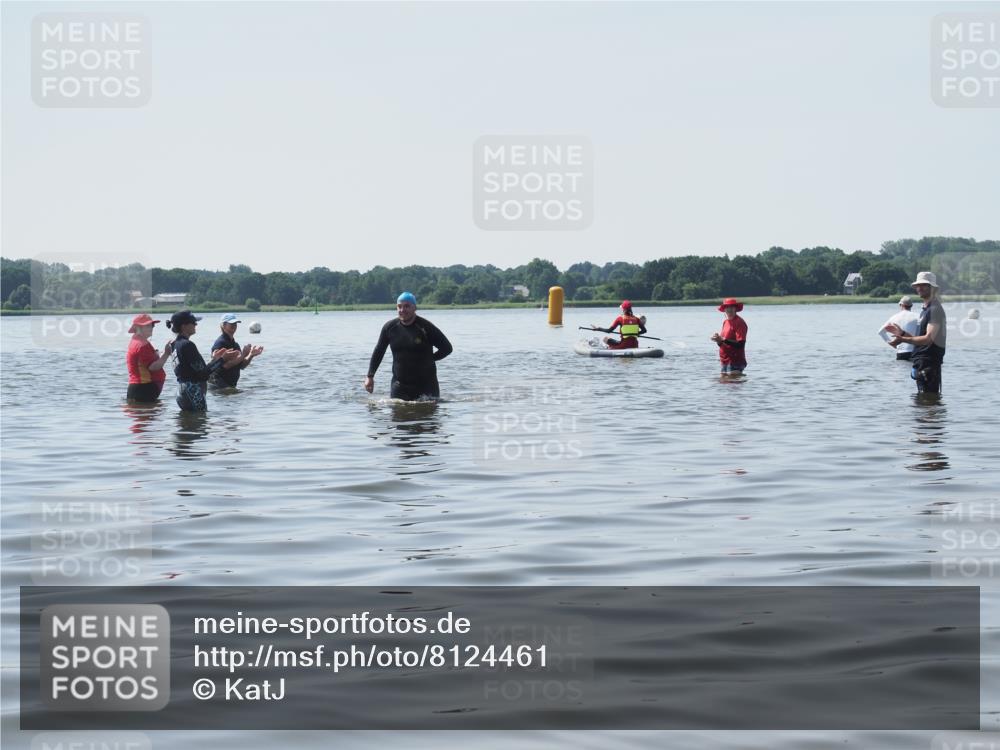 22.06.2025 - Viking Triathlon KatJ http://msf.ph/oto/8124461 22.06.2025 11:06:03 Schwimmen  meine-sportfotos.de
