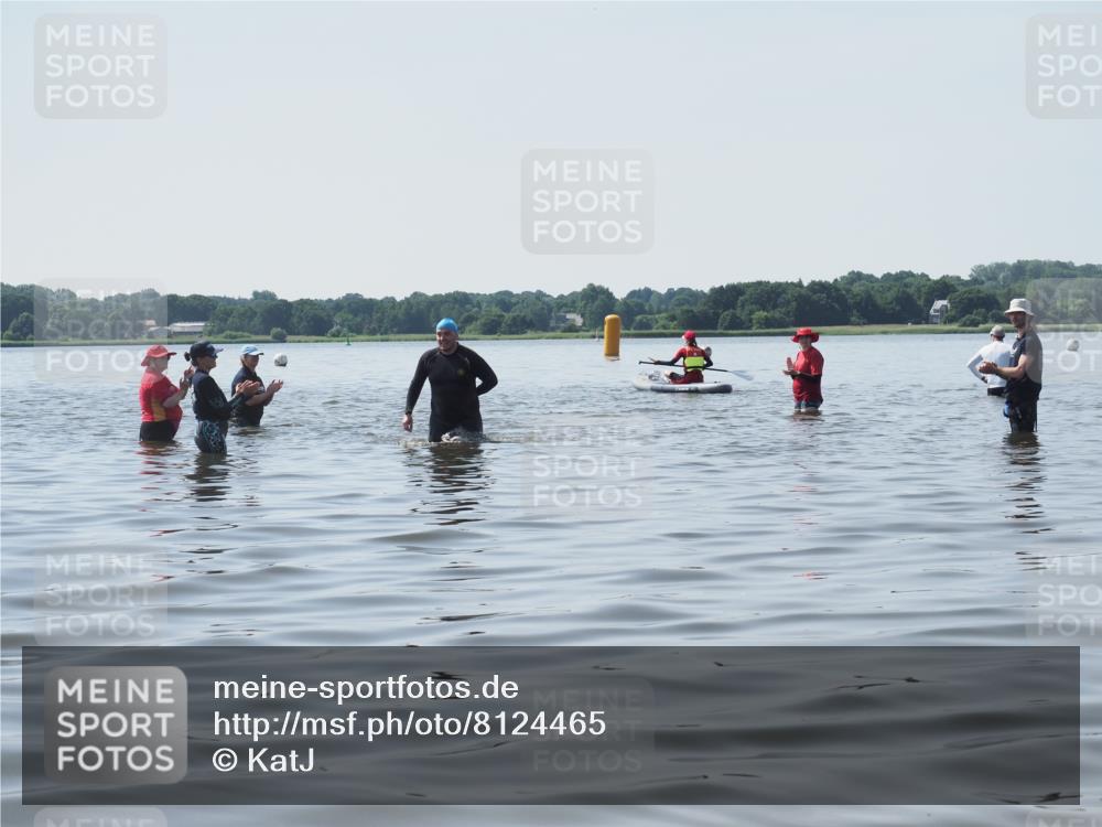 22.06.2025 - Viking Triathlon KatJ http://msf.ph/oto/8124465 22.06.2025 11:06:03 Schwimmen  meine-sportfotos.de