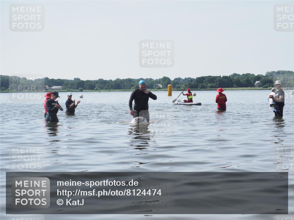 22.06.2025 - Viking Triathlon KatJ http://msf.ph/oto/8124474 22.06.2025 11:06:06 Schwimmen 303 meine-sportfotos.de