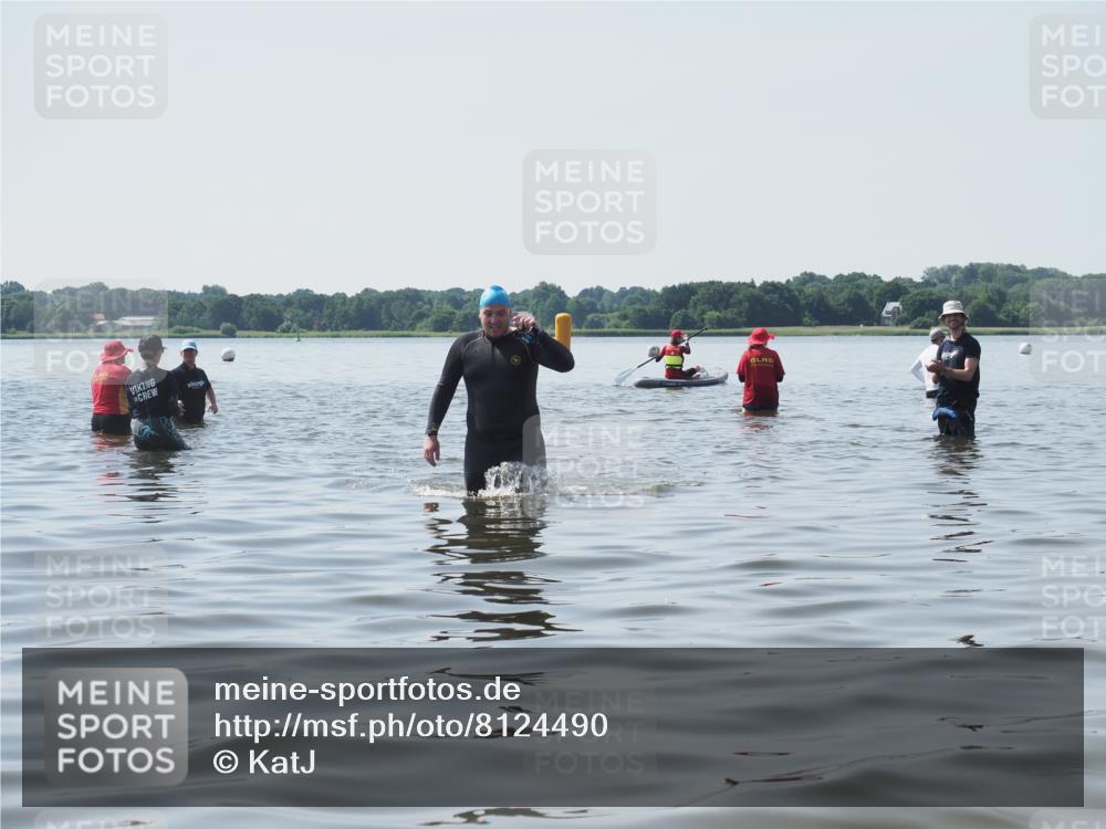 22.06.2025 - Viking Triathlon KatJ http://msf.ph/oto/8124490 22.06.2025 11:06:11 Schwimmen 303 meine-sportfotos.de