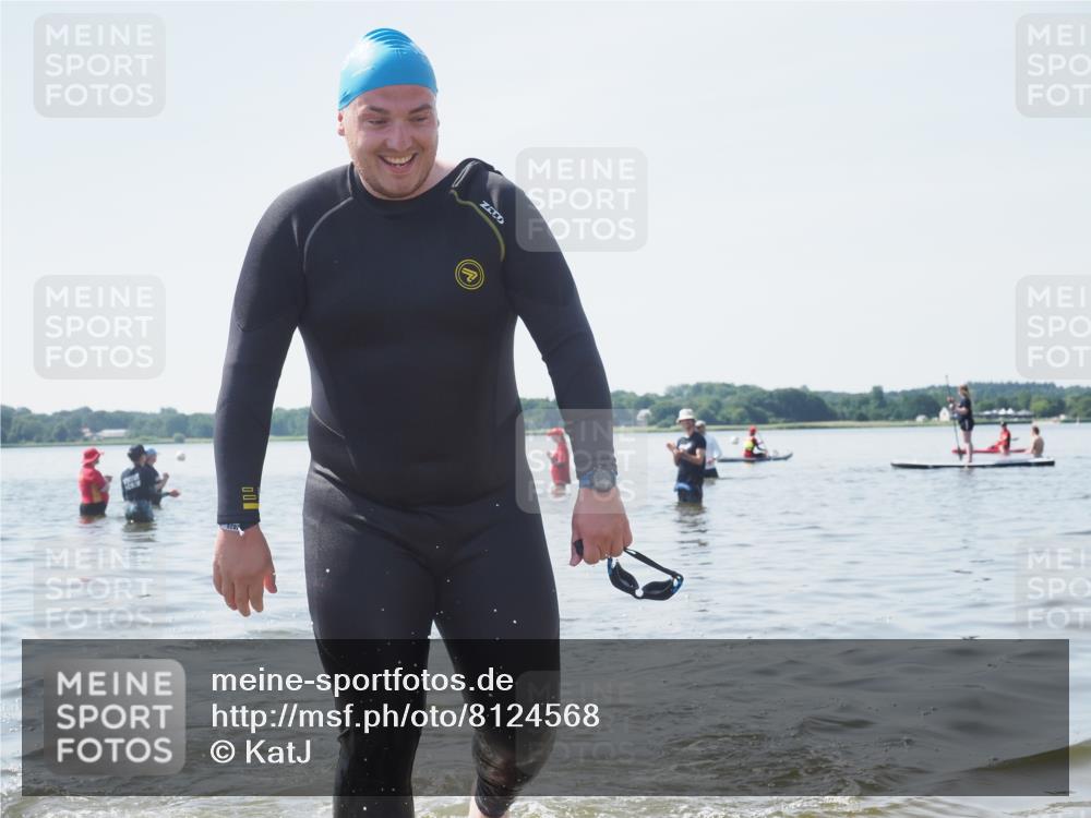 22.06.2025 - Viking Triathlon KatJ http://msf.ph/oto/8124568 22.06.2025 11:06:22 Schwimmen 303 meine-sportfotos.de