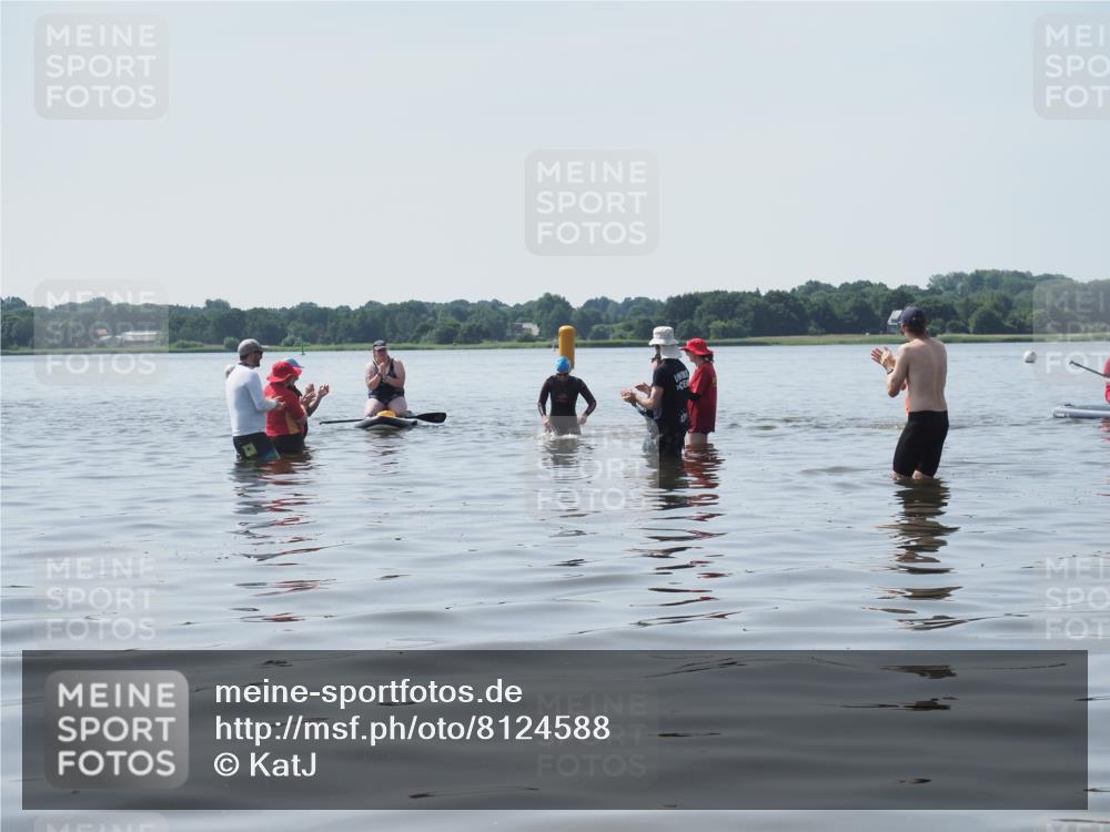 22.06.2025 - Viking Triathlon KatJ http://msf.ph/oto/8124588 22.06.2025 11:13:57 Schwimmen  meine-sportfotos.de
