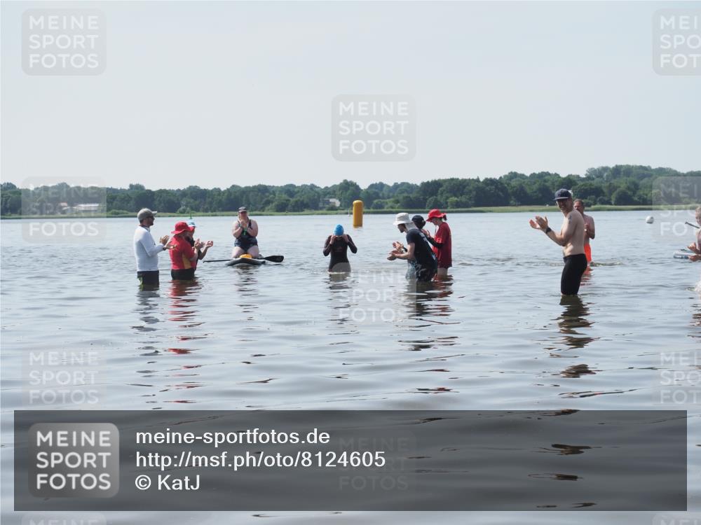 22.06.2025 - Viking Triathlon KatJ http://msf.ph/oto/8124605 22.06.2025 11:13:57 Schwimmen  meine-sportfotos.de