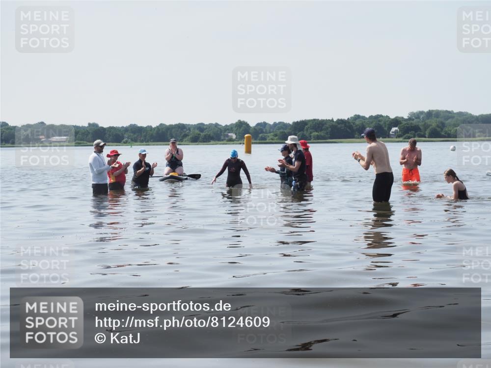 22.06.2025 - Viking Triathlon KatJ http://msf.ph/oto/8124609 22.06.2025 11:14:00 Schwimmen  meine-sportfotos.de