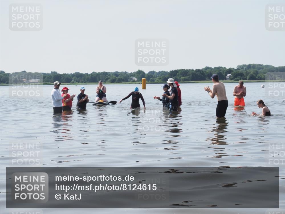 22.06.2025 - Viking Triathlon KatJ http://msf.ph/oto/8124615 22.06.2025 11:14:00 Schwimmen  meine-sportfotos.de