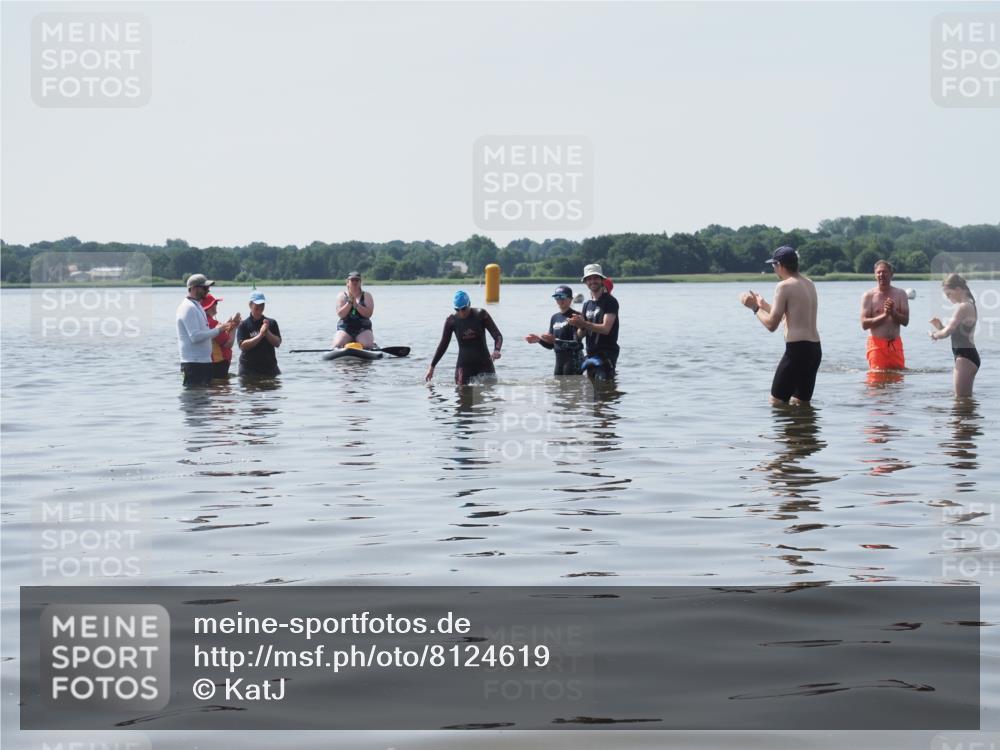 22.06.2025 - Viking Triathlon KatJ http://msf.ph/oto/8124619 22.06.2025 11:14:03 Schwimmen  meine-sportfotos.de