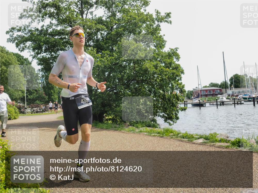 22.06.2025 - Viking Triathlon KatJ http://msf.ph/oto/8124620 22.06.2025 13:06:49 Laufen 330, 435 meine-sportfotos.de